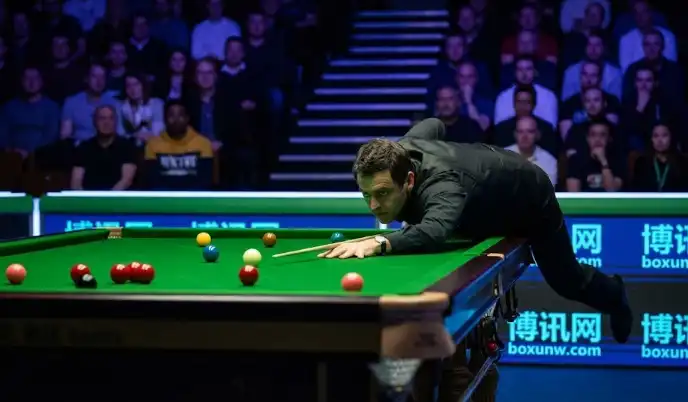 【今晚】英锦赛焦点！奥沙利文vs周跃龙，7-0血脉压制能否终结？
